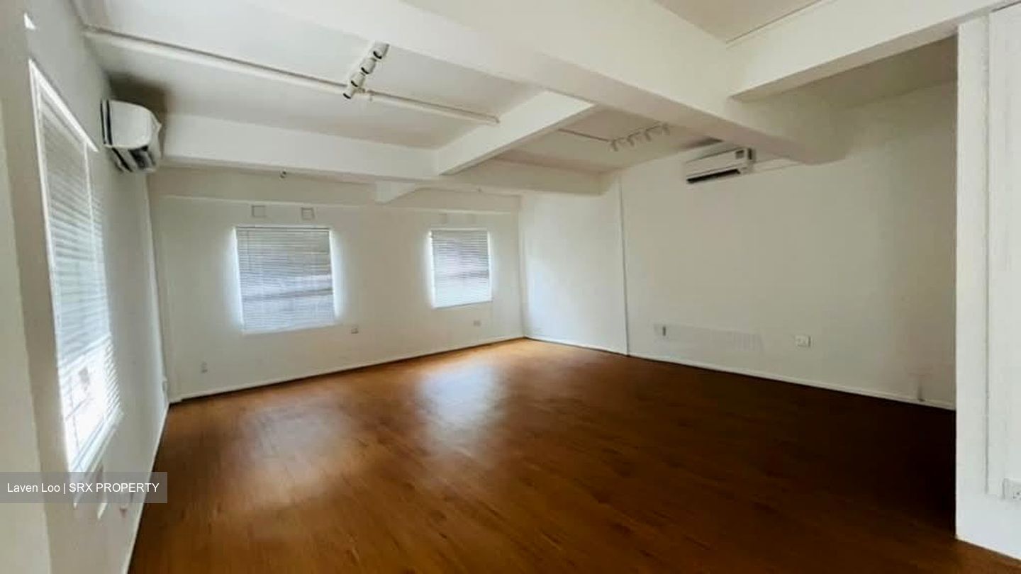 Macpherson Road (D13), Office #562736521